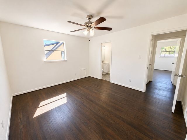 2309 E Mitchell Street, Arlington, TX 76010