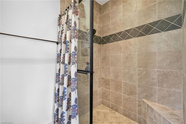 6730 Mossy Glen DR, Fort Myers, FL 33908