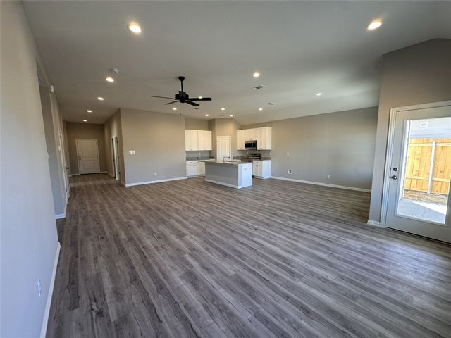 4806 Delano Street, Greenville, TX 75401