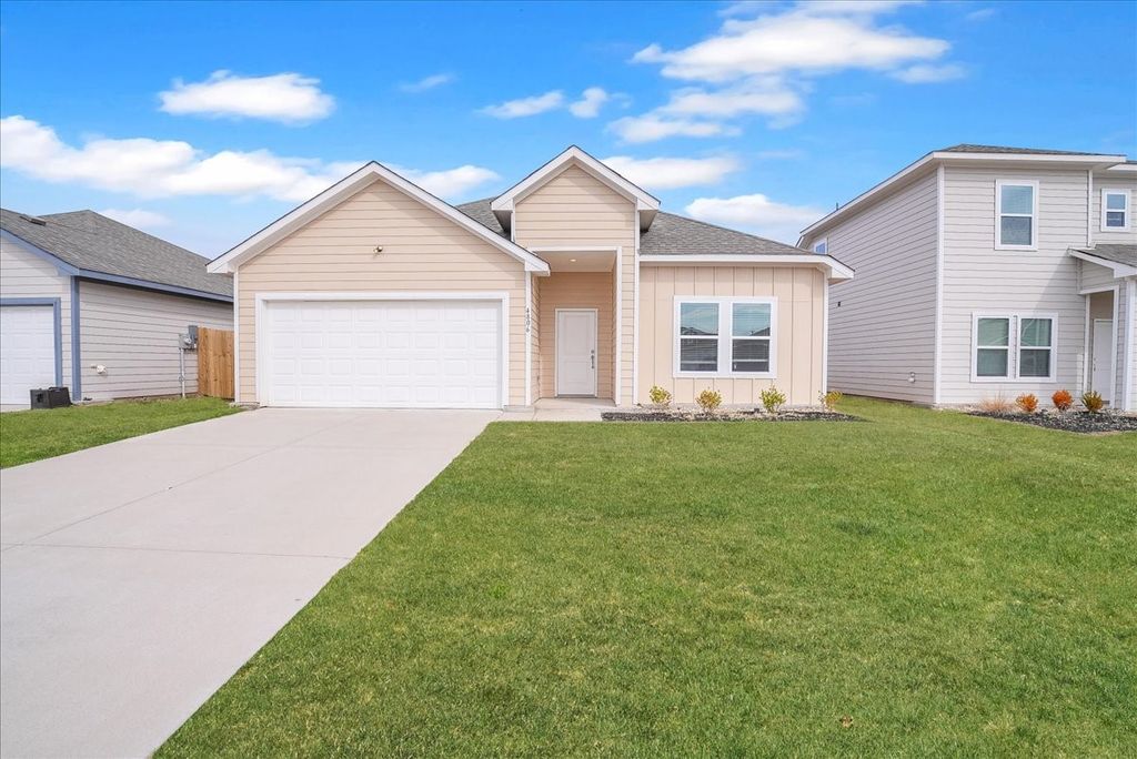 4806 Delano Street, Greenville, TX 75401