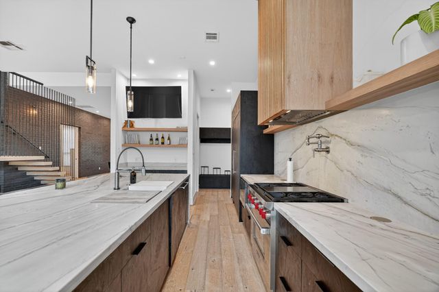 6143 Hurst Street, Houston, TX 77008