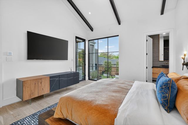 6143 Hurst Street, Houston, TX 77008