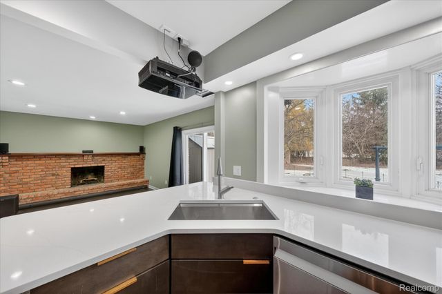 22321 Cascade Drive, Novi, MI 48375