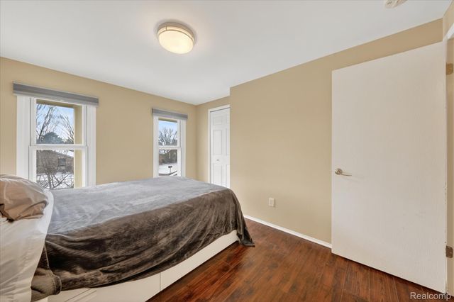 22321 Cascade Drive, Novi, MI 48375