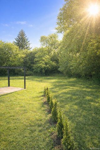 22321 Cascade Drive, Novi, MI 48375