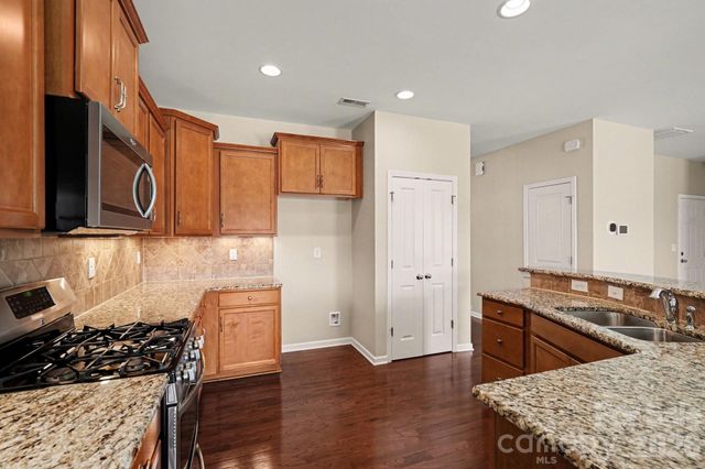 4339 Falls Lake Drive SW, Concord, NC 28025