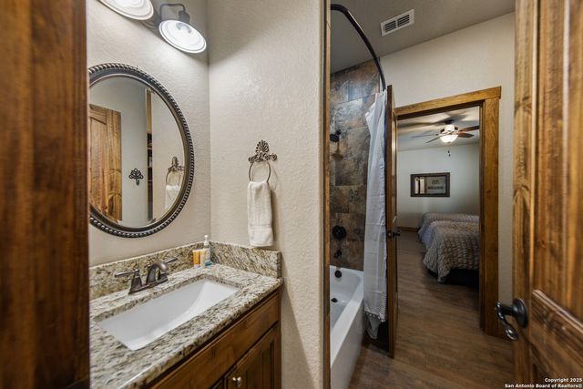 24 morning dew, Concan, TX 78838