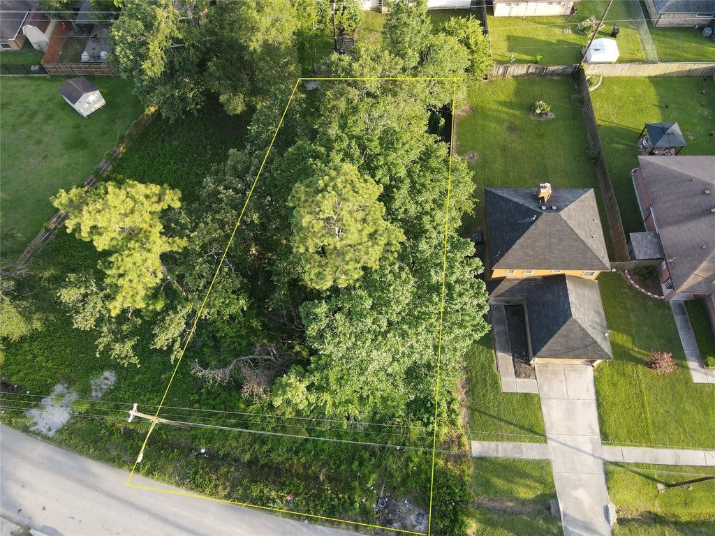 00 Caddo Road, Houston, TX 77078