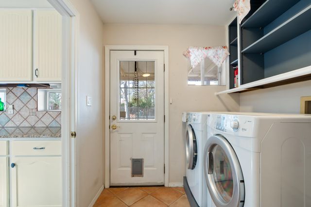 1307 Odlum Drive SE, Albuquerque, NM 87108