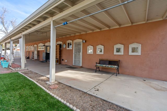 1307 Odlum Drive SE, Albuquerque, NM 87108