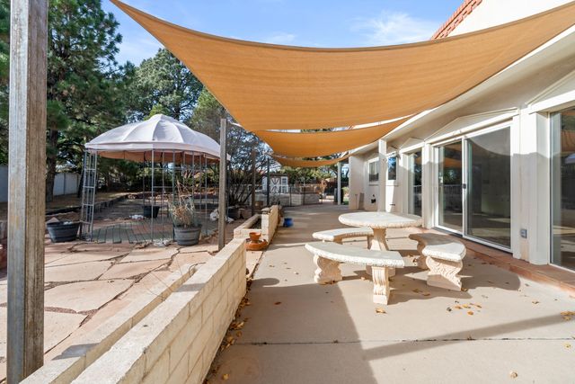 1307 Odlum Drive SE, Albuquerque, NM 87108