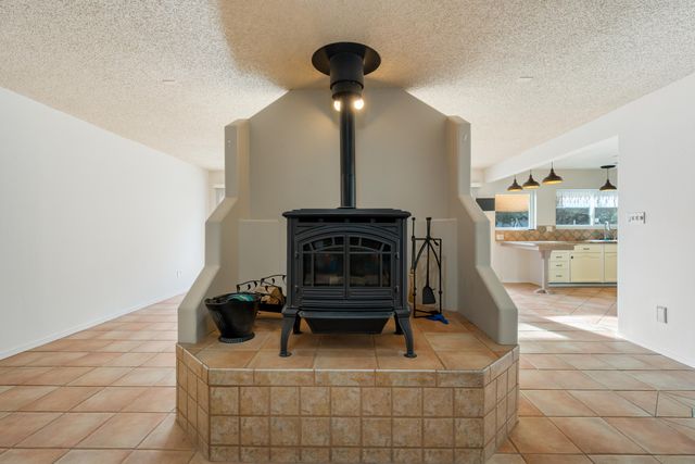 1307 Odlum Drive SE, Albuquerque, NM 87108