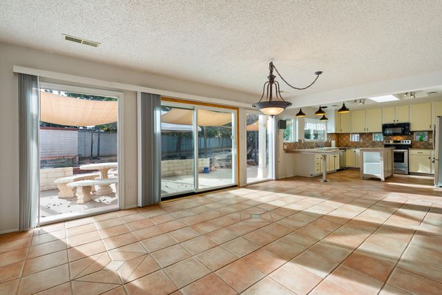 1307 Odlum Drive SE, Albuquerque, NM 87108