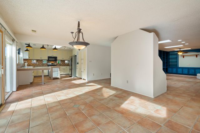 1307 Odlum Drive SE, Albuquerque, NM 87108