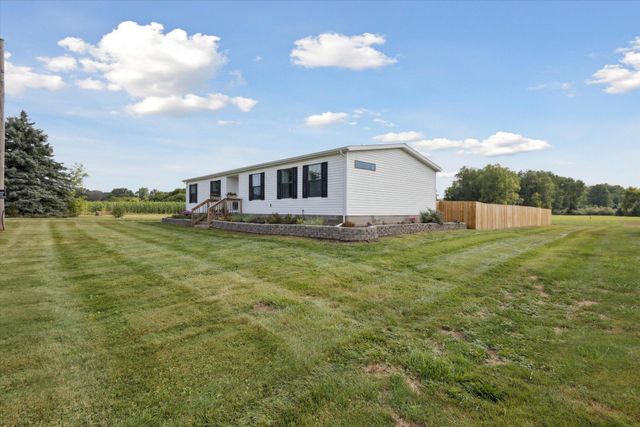 4263 S Sheridan Road, Sheridan, MI 48884