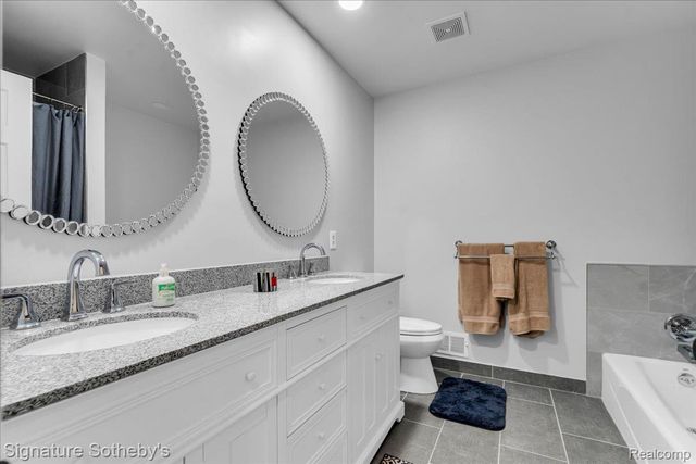 21684 Chase Drive, Novi, MI 48375