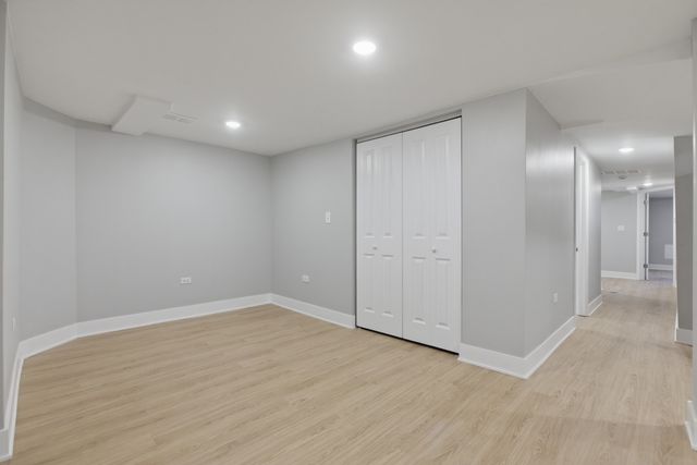 3716 N Racine Avenue G, Chicago, IL 60613