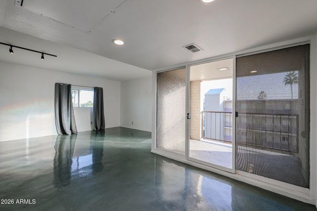 353 E Thomas Road Unit C501, Phoenix, AZ 85012