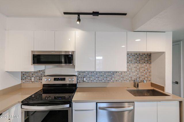 353 E Thomas Road Unit C501, Phoenix, AZ 85012