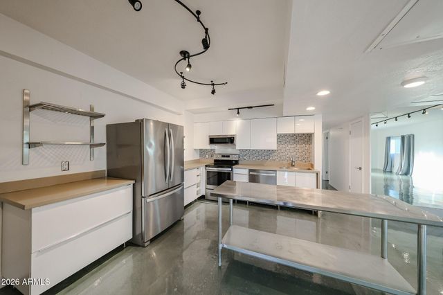 353 E Thomas Road Unit C501, Phoenix, AZ 85012