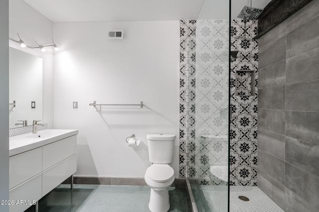 353 E Thomas Road Unit C501, Phoenix, AZ 85012