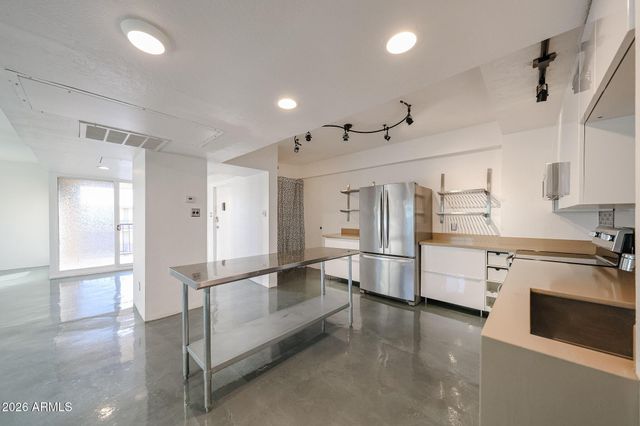 353 E Thomas Road Unit C501, Phoenix, AZ 85012