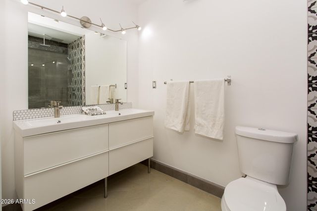 353 E Thomas Road Unit C501, Phoenix, AZ 85012