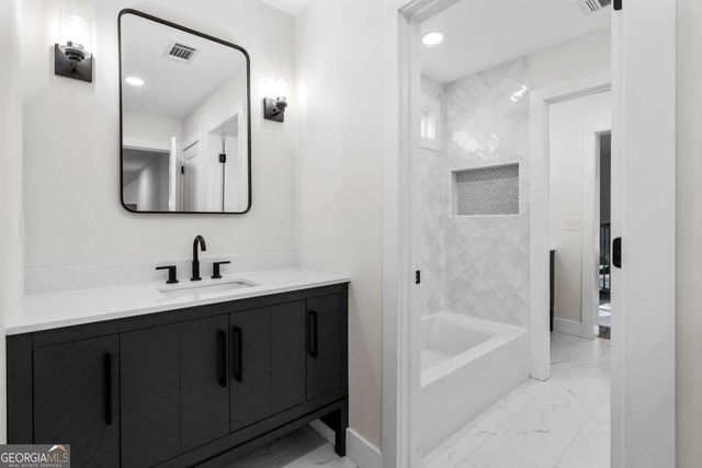 1883 Bennett Ridge, Snellville, GA 30078