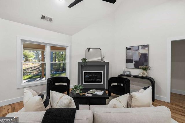 1883 Bennett Ridge, Snellville, GA 30078