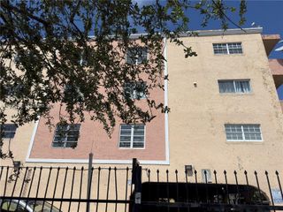 1055 W 77th Street 311, Hialeah, FL 33014