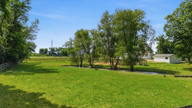 13180 Highway 7, Mayer, MN 55360