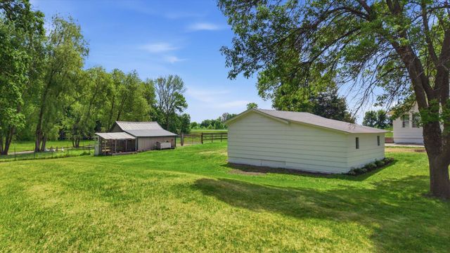 13180 Highway 7, Mayer, MN 55360