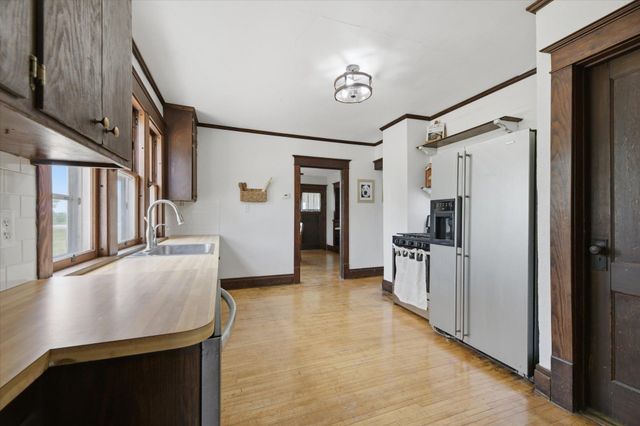 13180 Highway 7, Mayer, MN 55360
