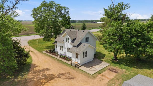 13180 Highway 7, Mayer, MN 55360
