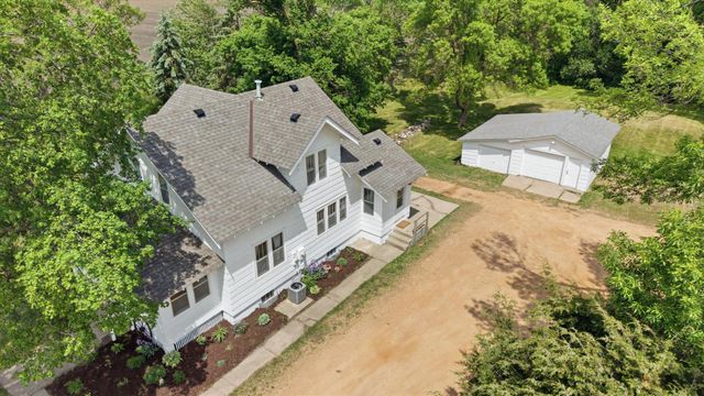 13180 Highway 7, Mayer, MN 55360
