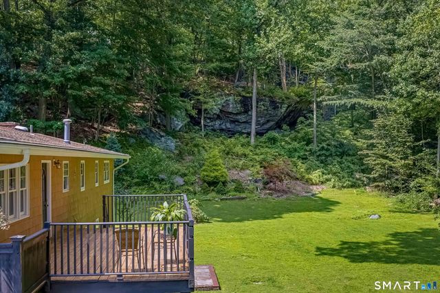 719 Mountain Laurel Road, Fairfield, CT 06824