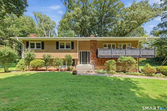 719 Mountain Laurel Road, Fairfield, CT 06824