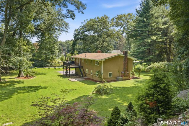 719 Mountain Laurel Road, Fairfield, CT 06824