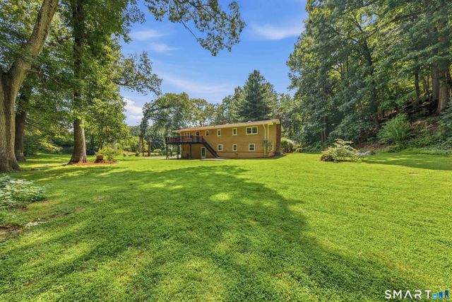 719 Mountain Laurel Road, Fairfield, CT 06824