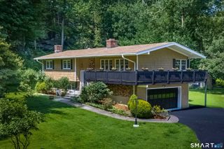 719 Mountain Laurel Road, Fairfield, CT 06824