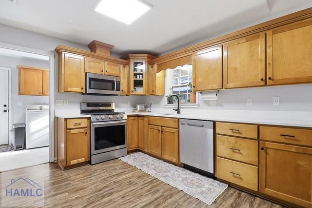 326 Lake Shore Drive, Midway, GA 31320