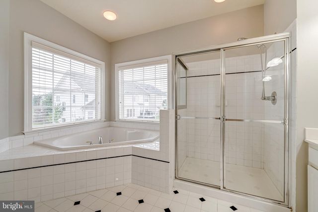 42988 MILL RACE TER, Leesburg, VA 20176