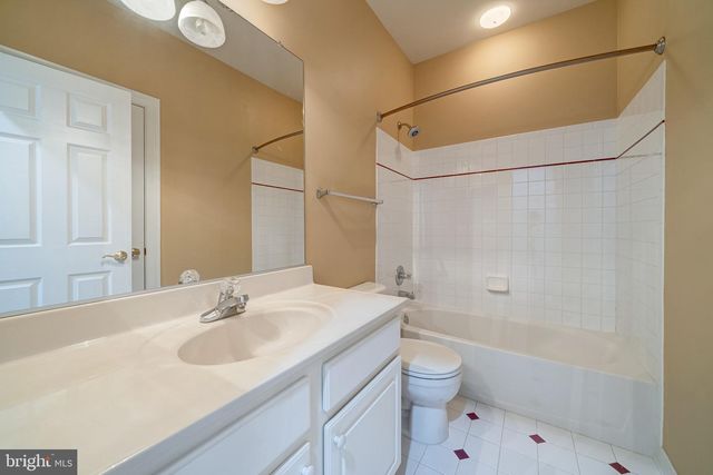 42988 MILL RACE TER, Leesburg, VA 20176