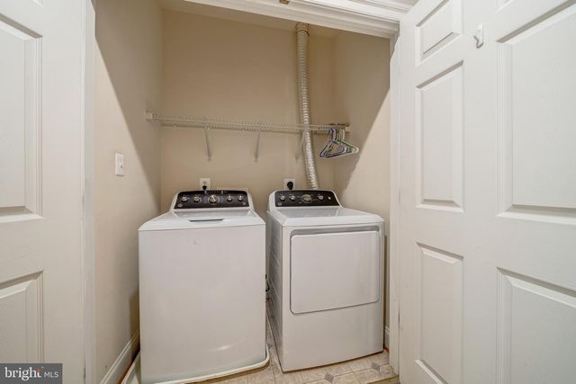 42988 MILL RACE TER, Leesburg, VA 20176