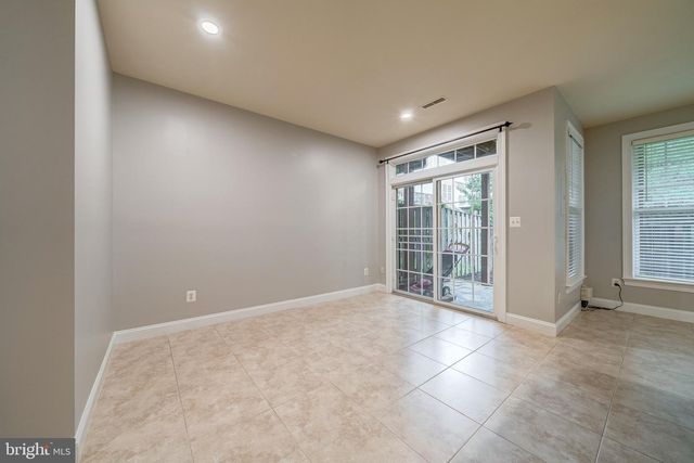 42988 MILL RACE TER, Leesburg, VA 20176