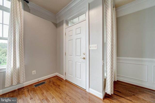42988 MILL RACE TER, Leesburg, VA 20176