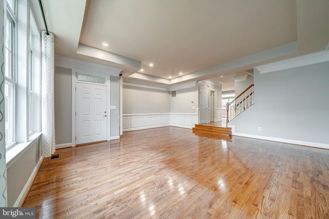42988 MILL RACE TER, Leesburg, VA 20176