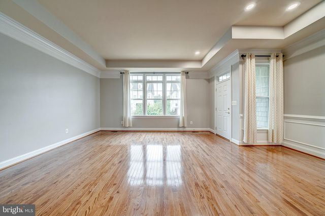 42988 MILL RACE TER, Leesburg, VA 20176