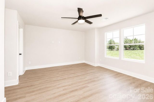 3139 Old Mountain Road, Stoney Point, NC 28678