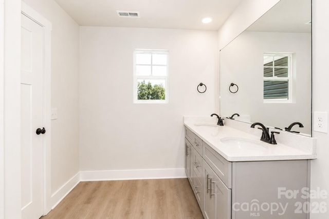 3139 Old Mountain Road, Stoney Point, NC 28678